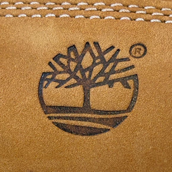 TIMBERLAND s9.5 ladies hiking boots-Worn once! Waterproof suede w/white soles - Picture 5 of 11